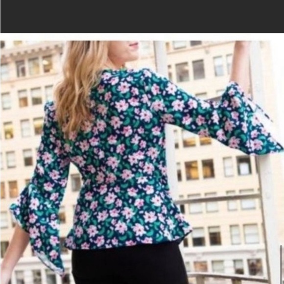 New Betabrand Perfect Peonies Wrap Blouse Top SZ Large - Picture 6 of 9